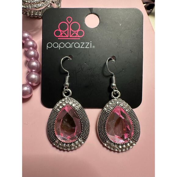 Paparazzi Pink Jewelry Set - Picture 4 of 4